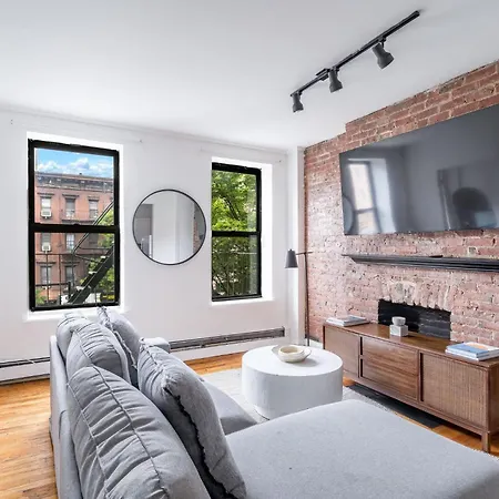 Central And Cozy 3Br 1Ba Escape In Hells Kitchen Close To Times Square